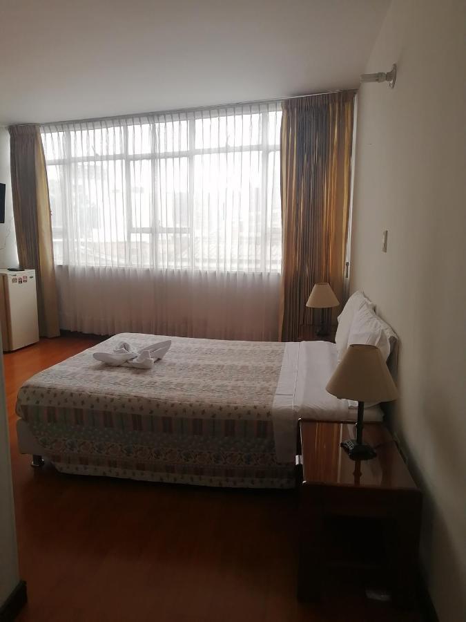 Hotel Santa Monica Bogota Buitenkant foto