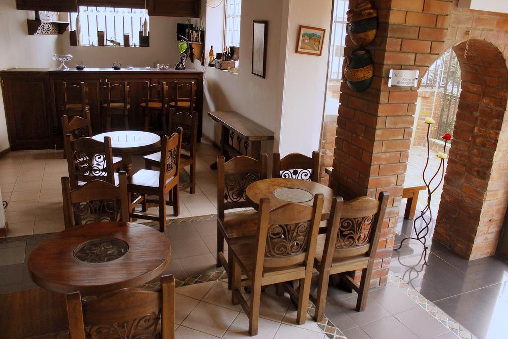 Hotel Santa Monica Bogota Buitenkant foto