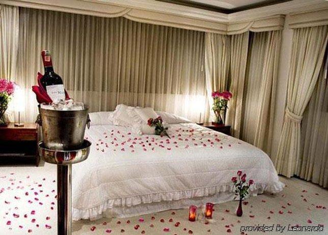 Hotel Santa Monica Bogota Kamer foto